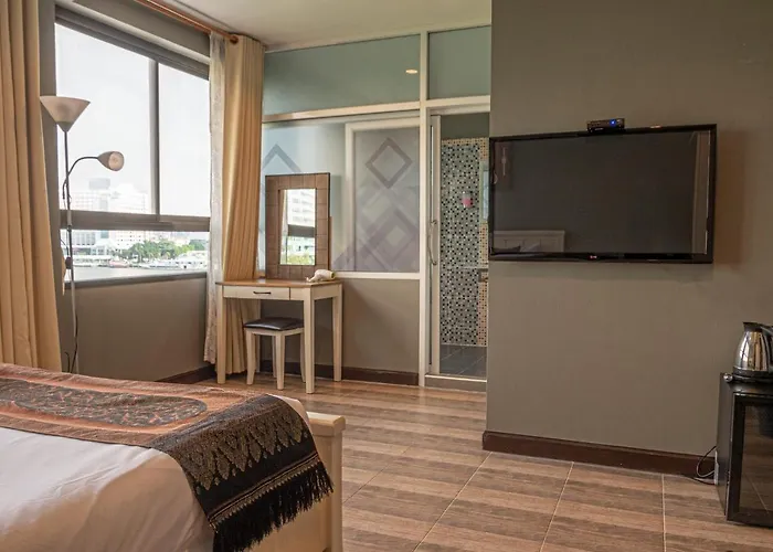 Anandpura Riverside 4* Bangkok