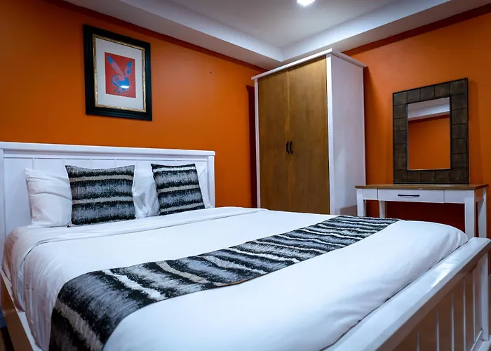 Anandpura Riverside 4*