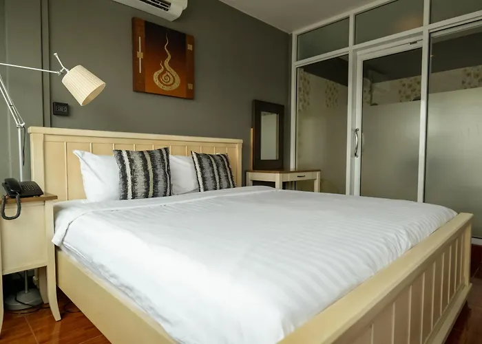 Anandpura Riverside ホテル 4*