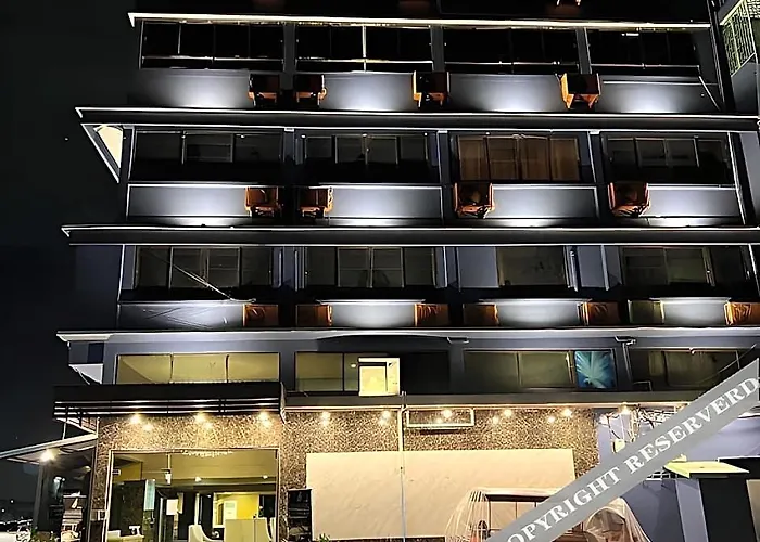 ホテル Anandpura Riverside バンコク都